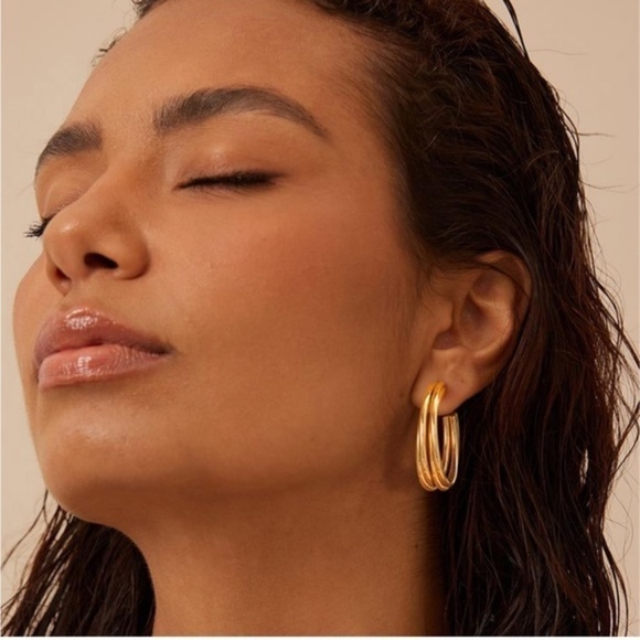 Gold 18k Gold Plated Layered Hoop Cuff Earrings - Picture 2 of 2